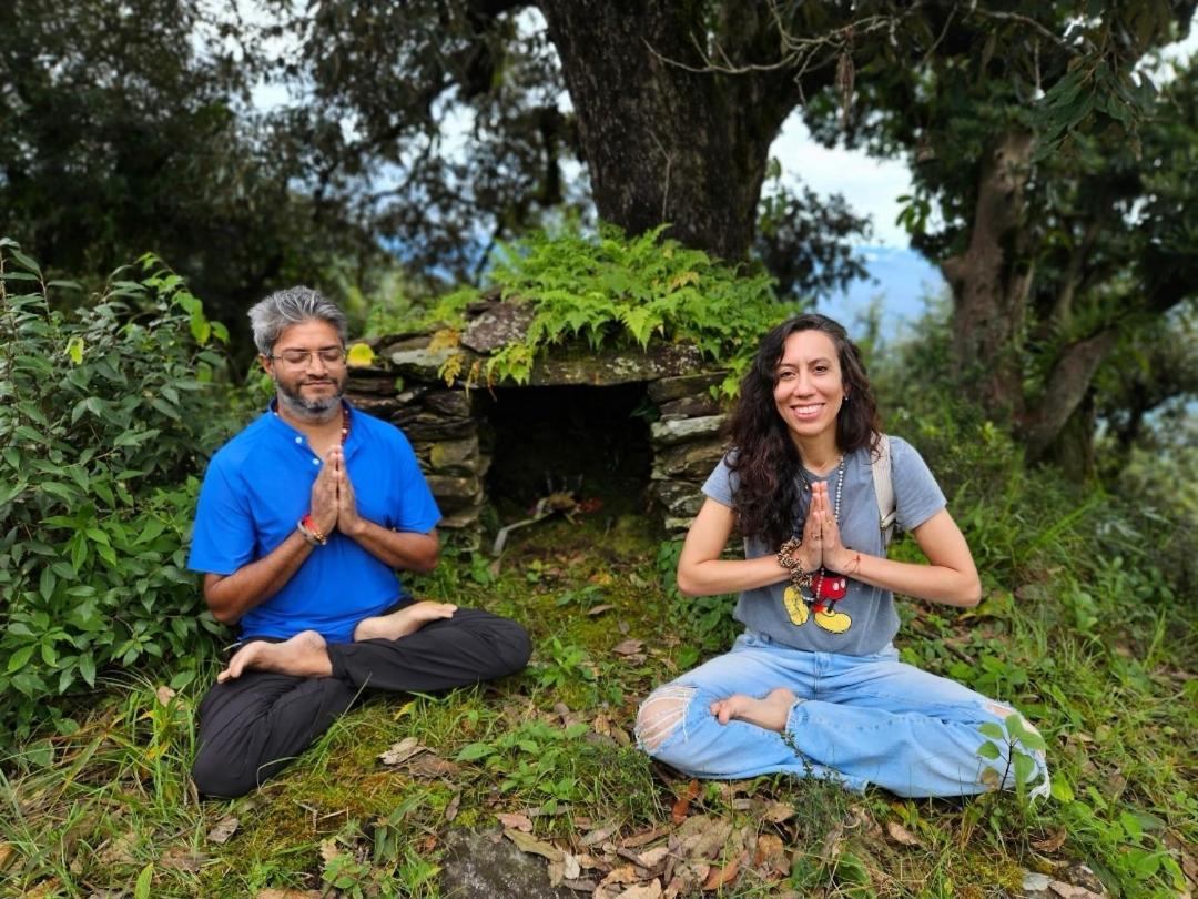 Katyuri Kings Divine Stay- Babaji'S Cave Dwarahat Exterior foto